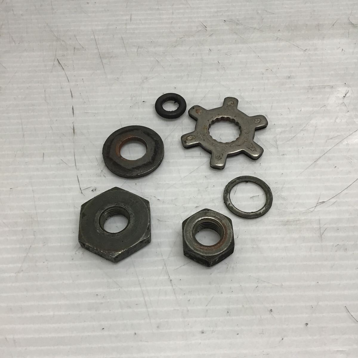 M38-15 ヤマハ ビーノ 5AU クラッチ プーリーナット 純正部品拍卖