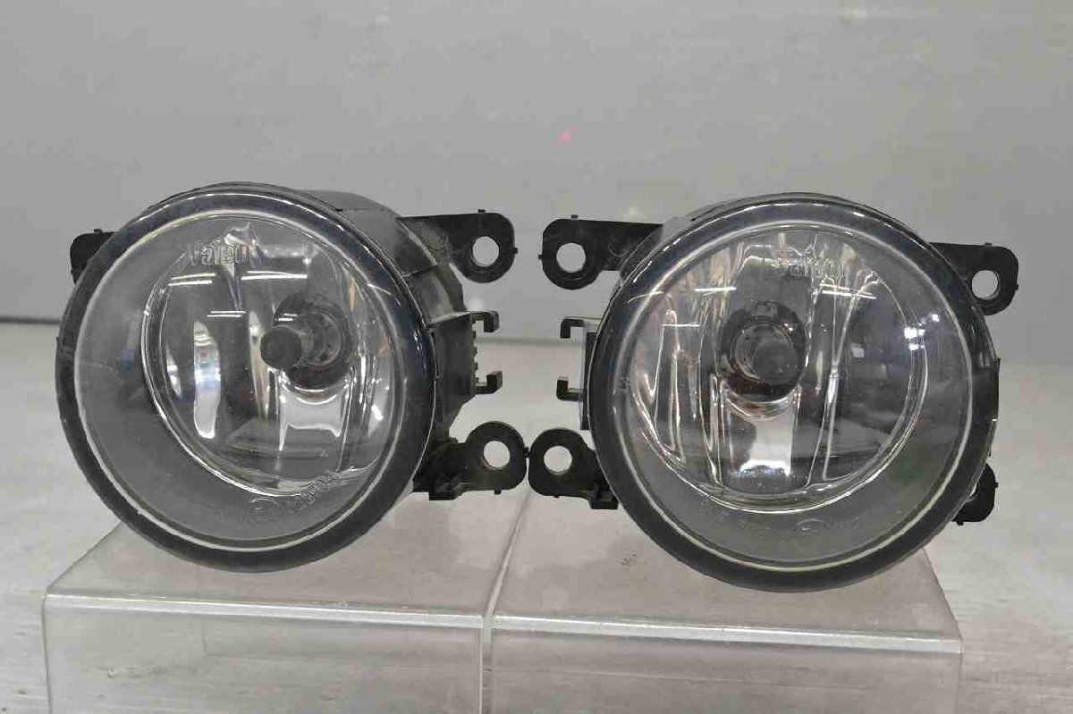 ワゴンR スティングレー 後期(MH22S) 純正 Valeo 破損無 取付OK 動作保証 フォグランプ 左右 セット 右 左 89203552 / 35500-63J10 k083850拍卖