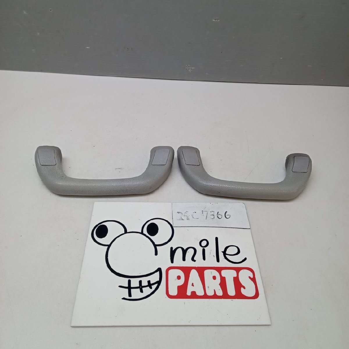 KCH46W レジアスエース 純正 Aピラーアシストグリップ 2Z3-11-2/24C7366*同梱不可拍卖