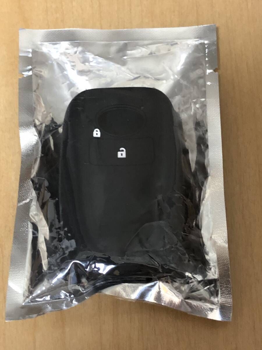 ダイハツ タフト用 スマートキーカバー ラバー ブラック拍卖