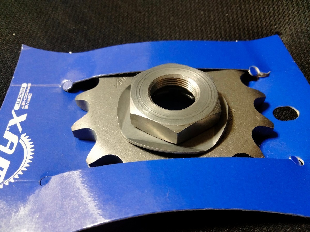 YAMAHA RZ250 RZ350 17コマ フロント スプロケット拍卖