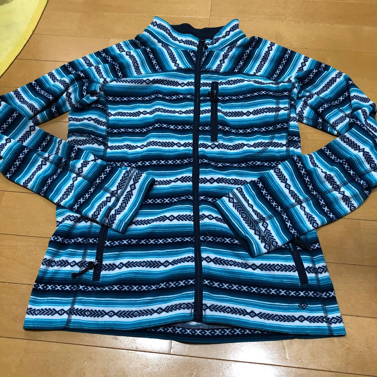 コロンビア フリース薄手 ボーダー アウトドア レディース総柄拍卖