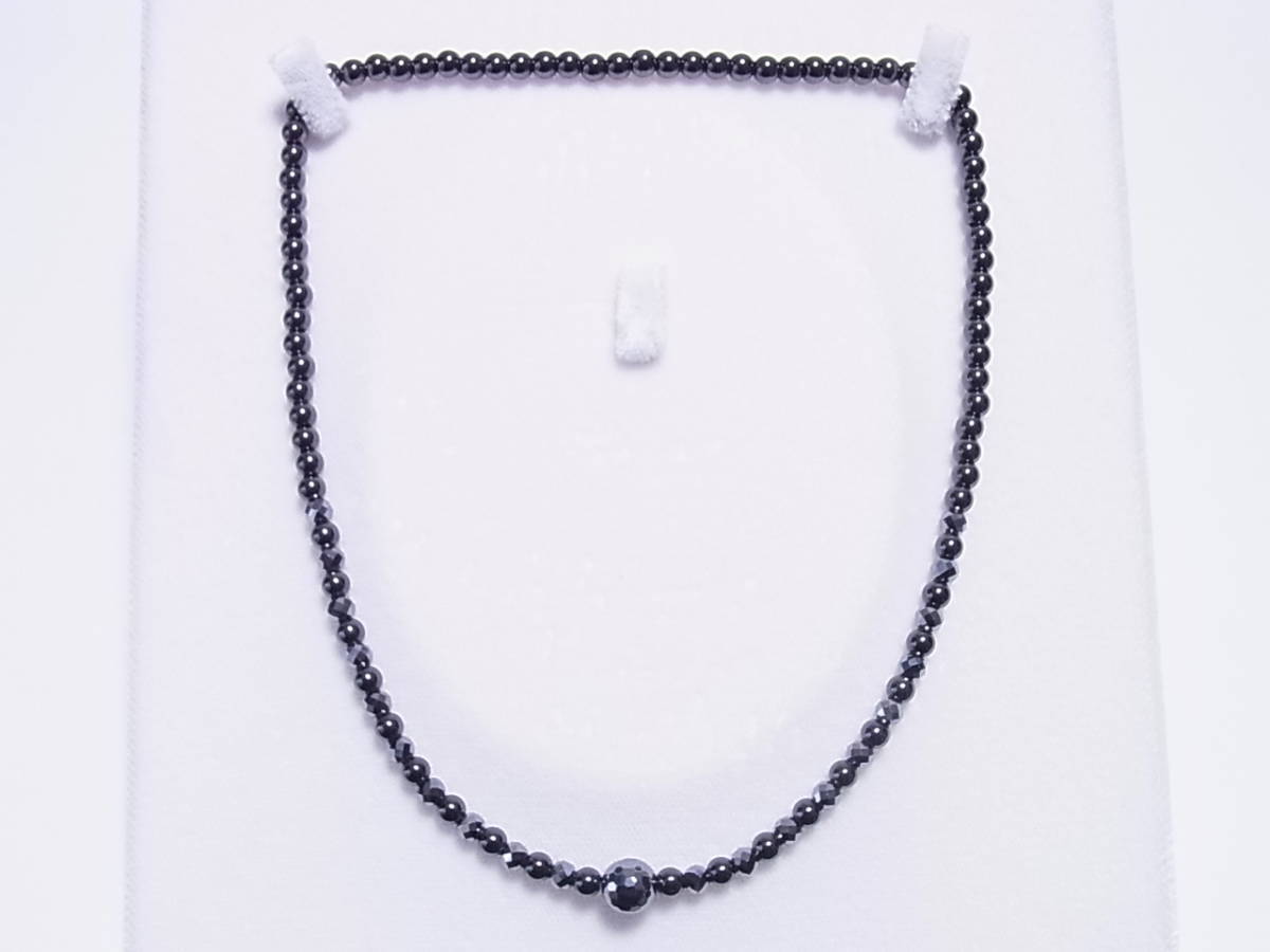 高純度テラヘルツ カット 8mm 4mm×磁気ヘマタイト 4mm 40.45.50cm選択可能 ストレッチ・ネックレス(伸縮) 肩こり 拍卖