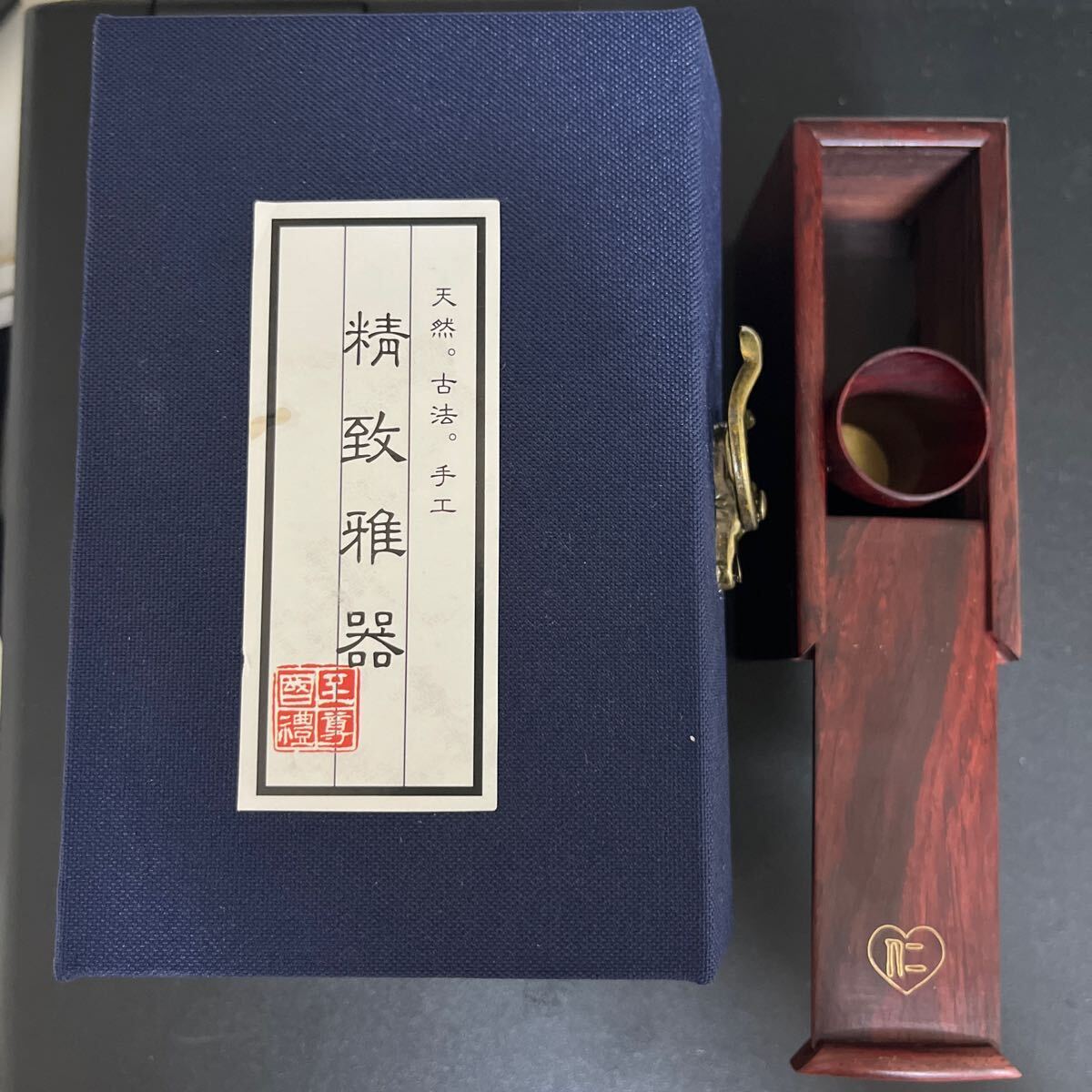 マホガニー材 爪楊枝ケース 爪楊枝入れ 木目 楊枝入れ つまようじホルダー 爪楊枝ホルダーおしゃれ つまようじケース拍卖