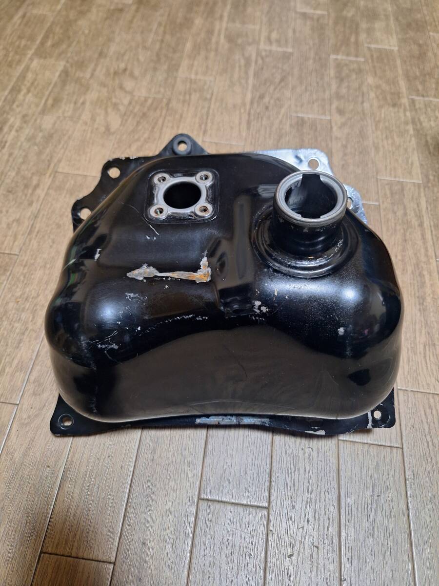 リモコンジョグ ガソリンタンク SA16J JOG拍卖