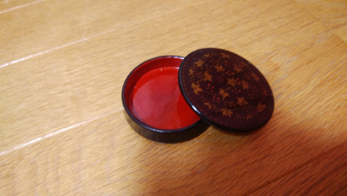 美品 かわいい小物入れ アクセサリーケース 黒拍卖