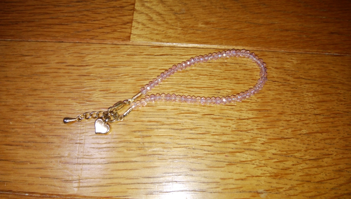 新品 キラキラ ビーズ ピンク ハートがかわいい ブレスレット拍卖