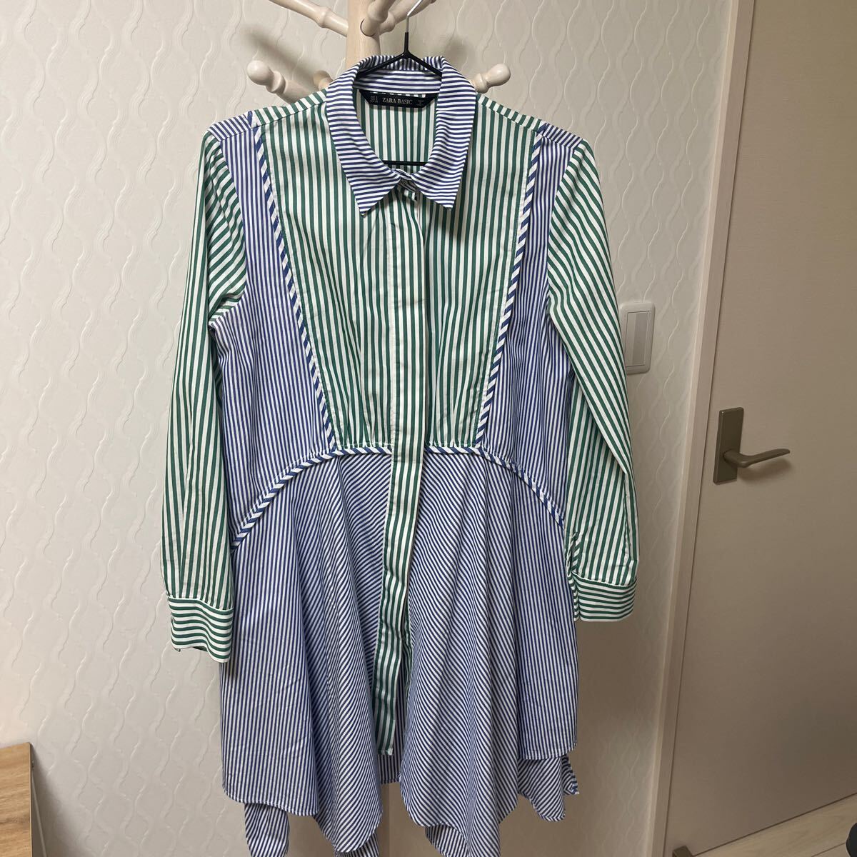 Z1041 ZARA ザラ 変形デザイン 切り替え 長袖ワンピース ストライプ 青・緑 Sサイズ拍卖