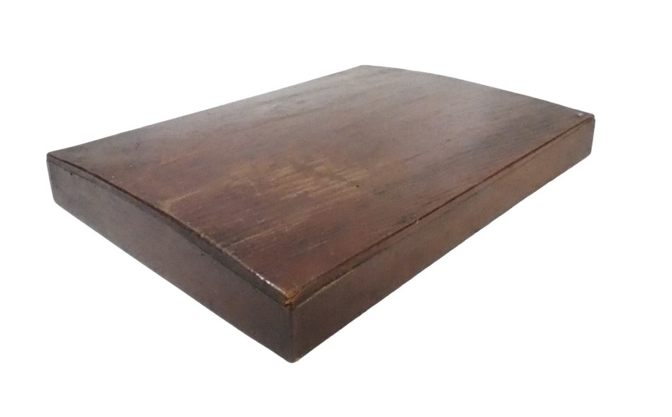 赤みがかった表情や経年による木の風合いが味わいの逸品! 昭和初期ビンテージ 木製 文箱 硯箱 収納箱 古道具 KMC606拍卖