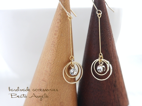 ◆◆+angelo+メタルフープとラインストーンの揺れるピアス(p-001)G 鋼線拍卖