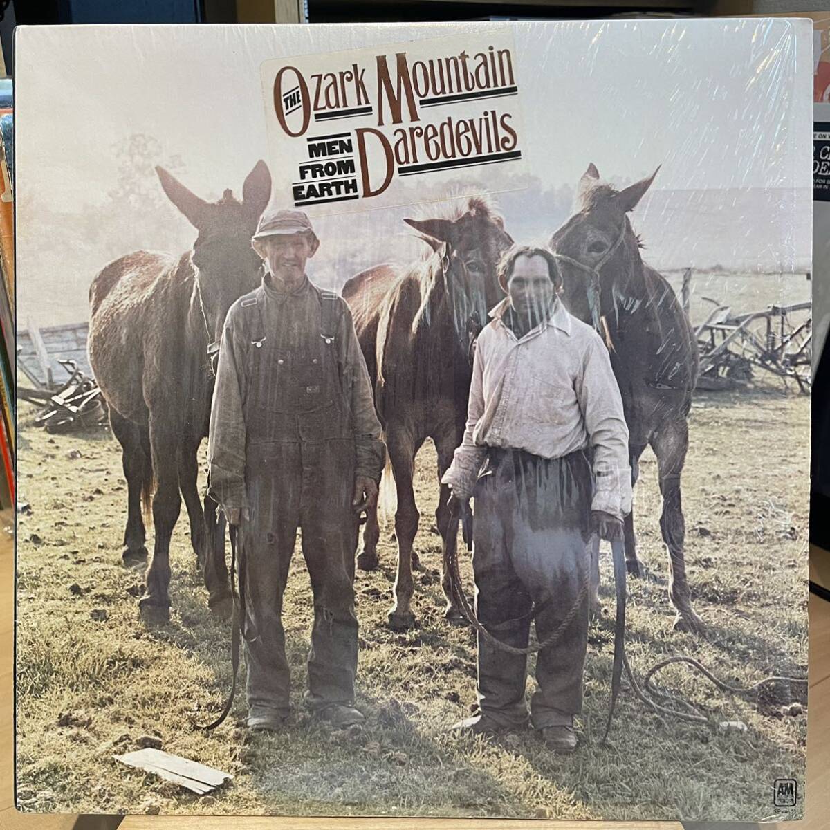 【US盤Org.】The Ozark Mountain Daredevils Men From Earth (1976) A&M Records SP-4601 Southern Rock 希少透明ステッカー拍卖