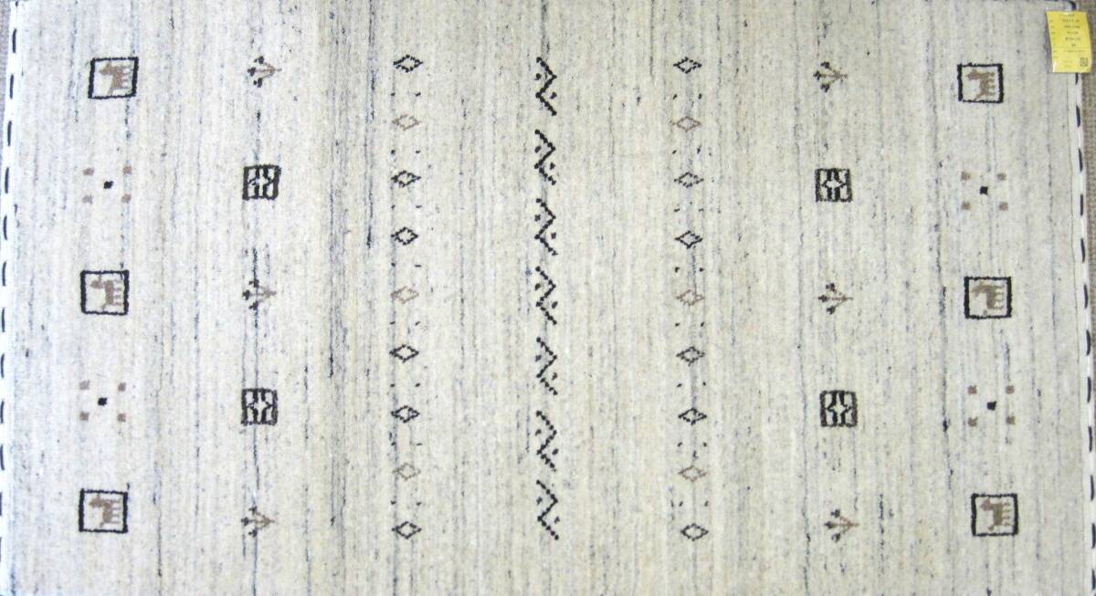 インド手織絨毯 ロリバフ NA ウール100%(パイル部)拍卖