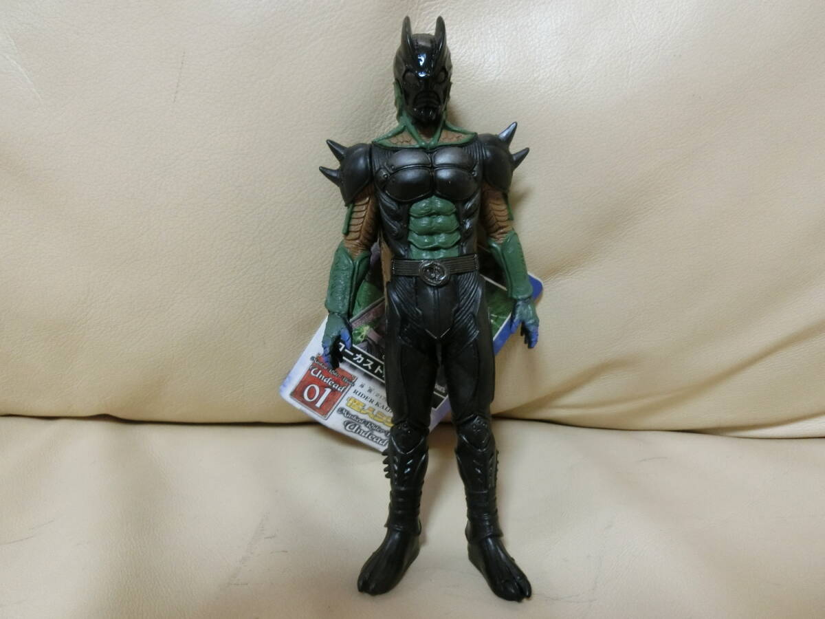 BANDAI 仮面ライダーブレイド 怪人シリーズ ローカストアンデッドのソフビ新品タグ付きです。拍卖