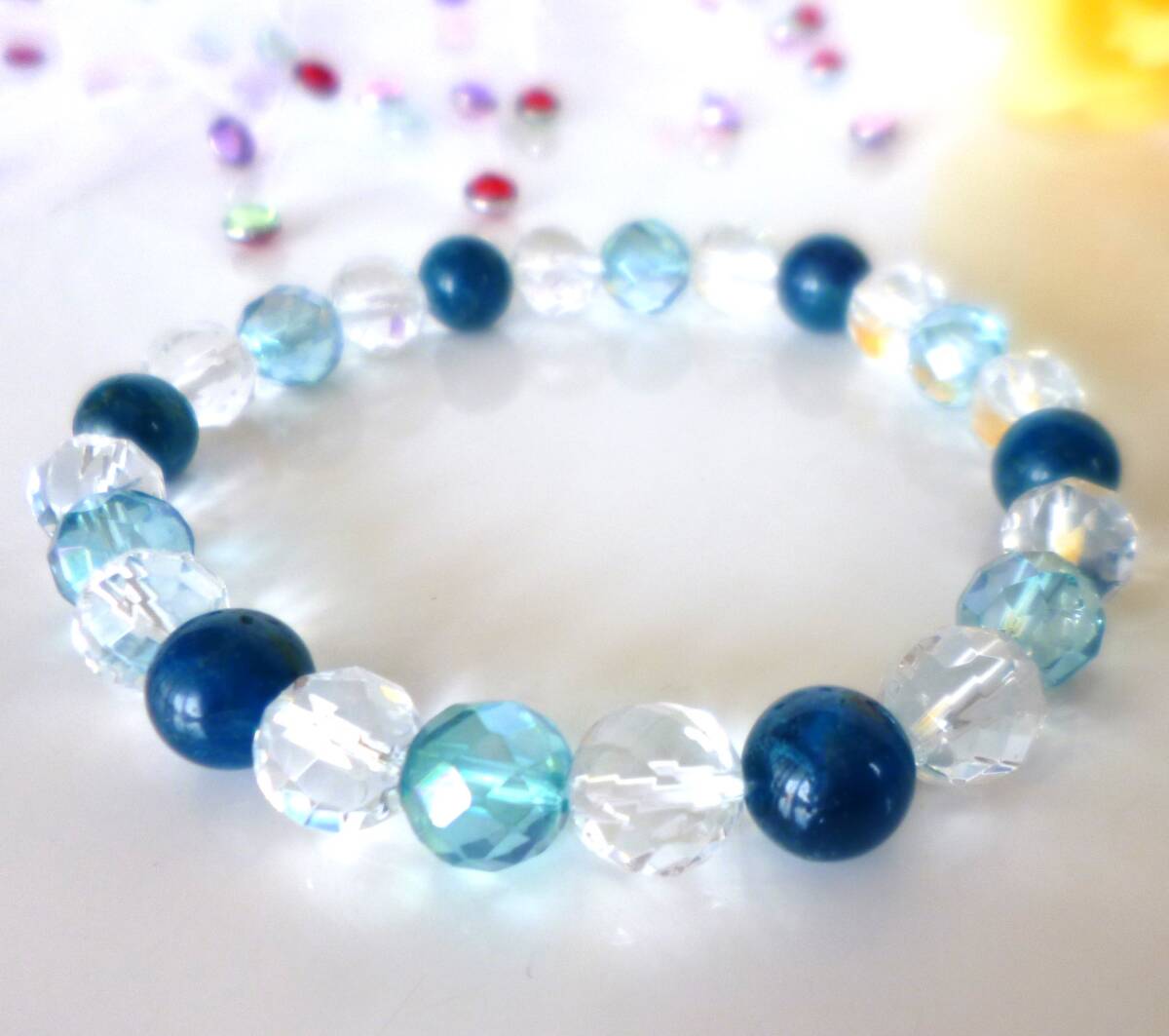 ☆神秘のパワー☆宇宙と繋がるアンテナ☆心身浄化☆アクアオーラ☆健康パワー☆リフレッシュ☆ブルーアパタイト☆水晶☆8mm☆17cm☆拍卖