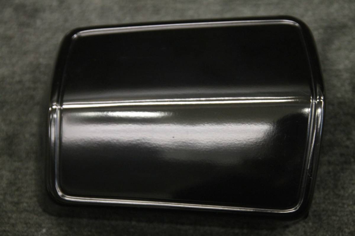 ジープチェロキー XJ 7MX ドアミラー ブラック 右側 カバーのみ クライスラー純正 新車外し JEEP XJ 1987-1997前期拍卖