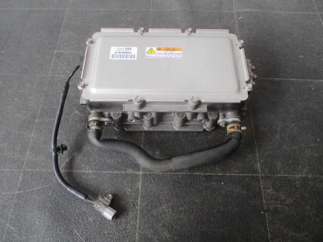 3900 ZAA-HA3W アイミーブ ヒーターバッテリーコントロール EVウォーター 7806A089 CAC411A017 H21/8 未テスト拍卖