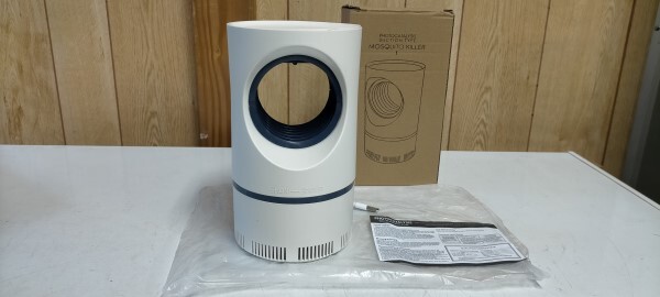 新品 未使用 保管品 吸引式 蚊取り ファンライト USB mosquito killer 兵庫県 三田市発 ブルーライト ファン 虫取器 USB給電 直接引取歓迎拍卖