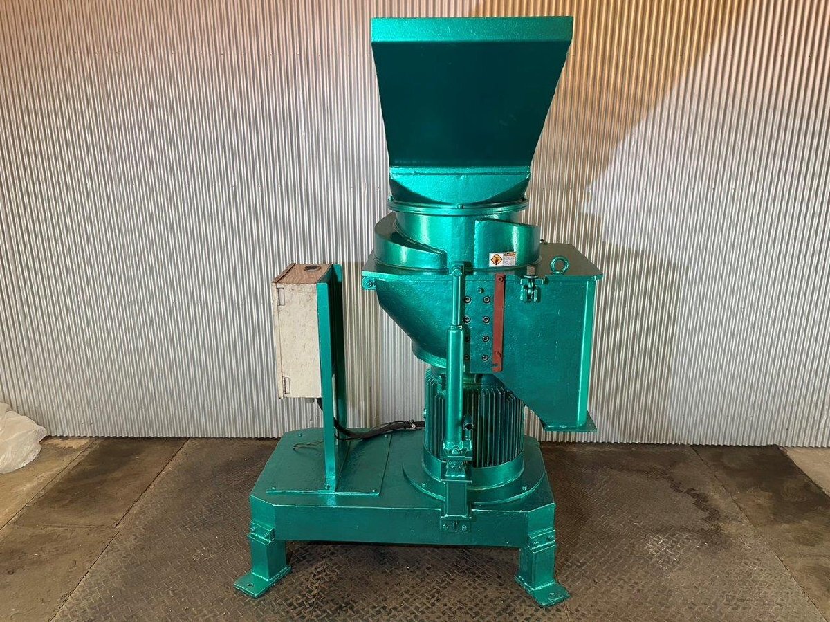 ▼大幅値下げ▼【送料別途】■格安機械■<ORIENT/オリエント>竪型粉砕機 VM-42D 200V 15kw 処理能力500kg/h ■格安1,100,000円~■拍卖