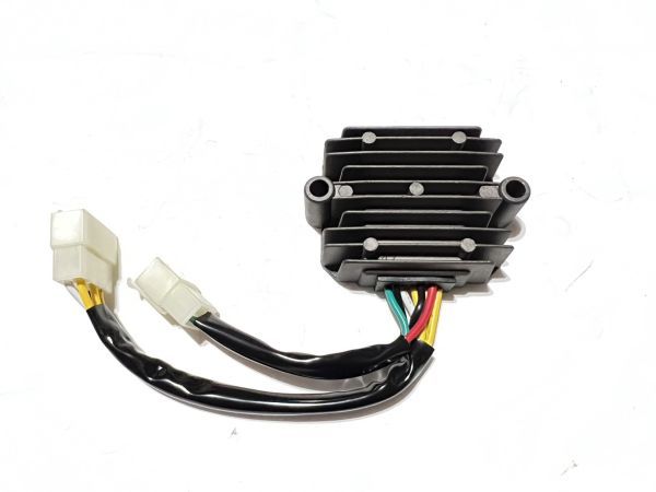 送料無料リプロ新品 CBX400F CBR400F C CBX1000 CB900C CB1000C レギュレーター レクチファイヤ 一体式拍卖