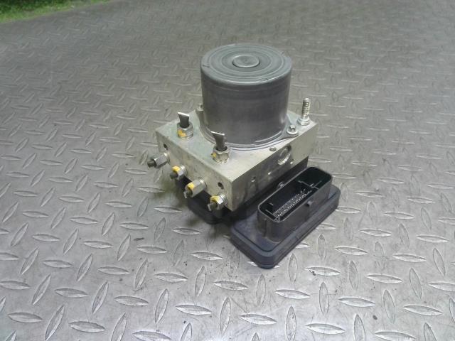 マツダ(MAZDA)※同梱不可※CX-3 DK5AW ABSアクチュエーター 品番 D1Y2-43-7A0C拍卖