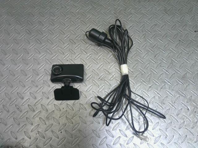 ダイハツ(DAIHATSU)※同梱不可※ムーヴ LA100S ドライブレコーダー COMTEC HDR-103 F2.0 配線付 動作OK拍卖