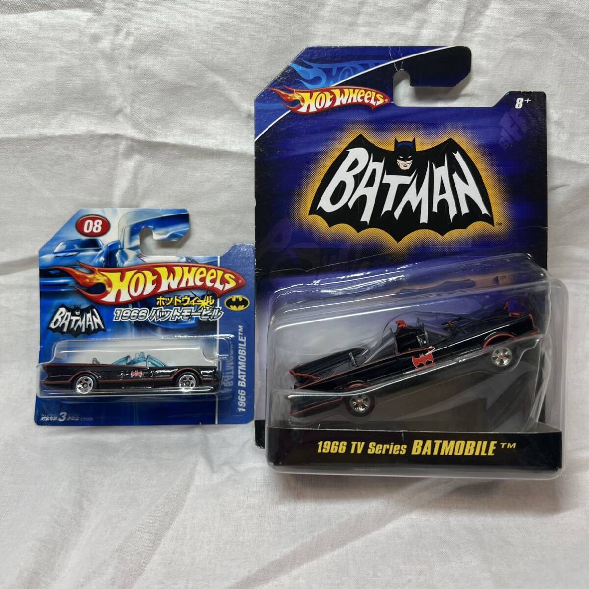 送料無料 ホットウィール バットマン 1966 バットモービル 2台セット HOTWHEELS TVシリーズ拍卖
