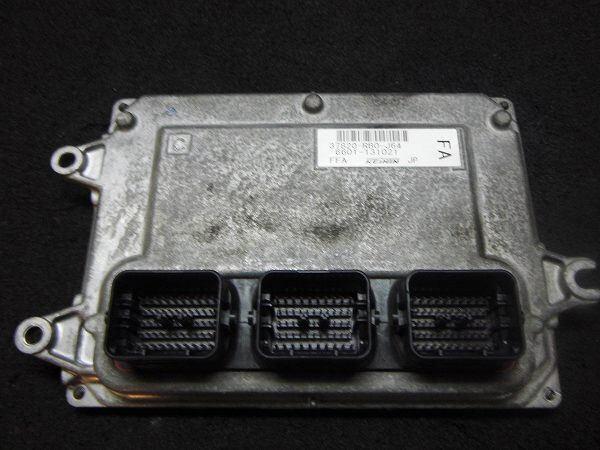 フィット DBA-GE6 エンジンコンピューター T 37820-RB0-J64.6601-131021 025853拍卖