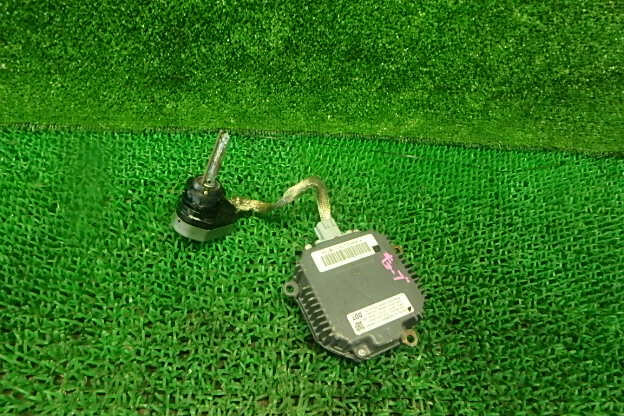 キューブ DBA-YZ11 ライトコントロールユニット 022959拍卖