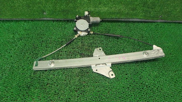 ムーヴ DBA-L175S 右Fドアレギュレータ・モーター 85710-B2010 023351拍卖