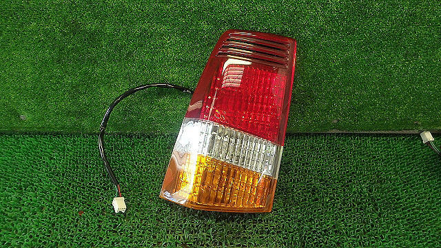 トッポBJ GF-H42A 左テールランプ M MR465131 023310拍卖