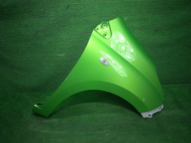 キャロル DBA-HB25S 右Fフェンダー GS ZPV 1A10-52-111拍卖