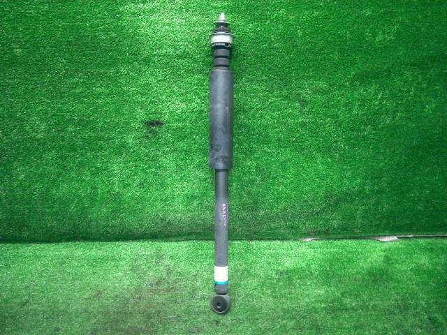 ミラココア DBA-L675S 右Rショックアブソーバー ココアプラスX B69 48530-B9105拍卖