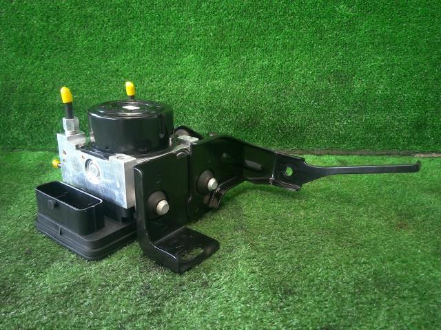 ノート DAA-HE12 ABSアクチュエーター E-POWER ニスモ QAB 47660-1A13E拍卖