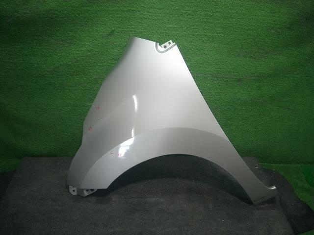 AZワゴン DBA-MJ23S 左Fフェンダー XSスペシャル 4WD 20H 1A07-52-211拍卖