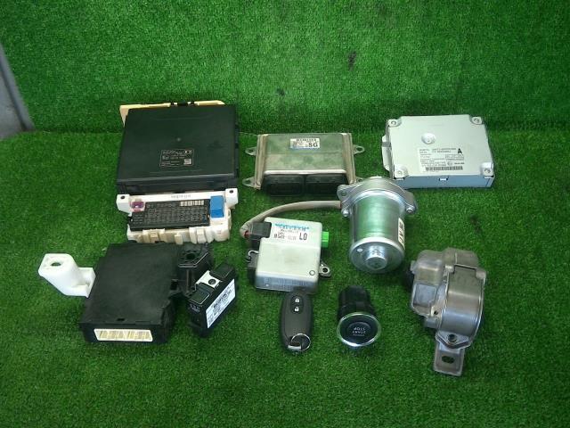 ラパン DBA-HE33S その他 コントロールユニット S メモリーナビ 2BT 33910-80P10 コンピューターセット拍卖