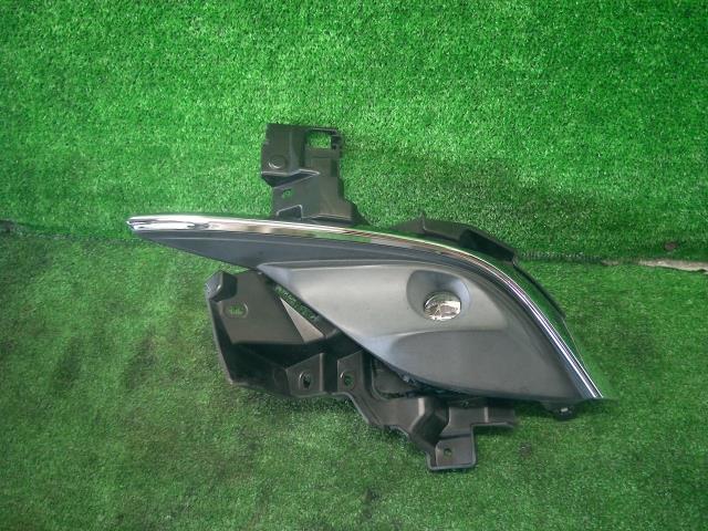 アテンザ LDA-GJ2FW 左フォグランプ XD プロアクティブ 42B拍卖