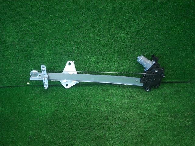 N-ONE 6BA-JG3 左Fドアレギュレータ・モーター RS NH731P 72250-T4G-003 600611拍卖