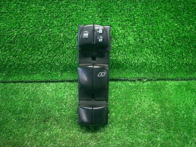 セレナ DAA-HC26 パワーウインドウスイッチ ライダー ブラックライン S-ハイブリッド KH3 25401-1VA7D拍卖