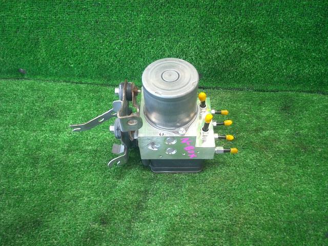 N-BOX 6BA-JF4 ABSアクチュエーター G スロープLターボホンダセンシング 4WD YR633P 57100-TTD-J25拍卖