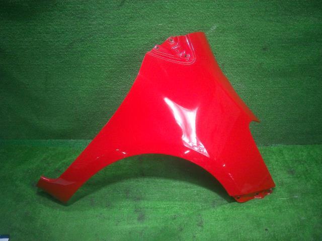 ヴィッツ DBA-KSP90 右Fフェンダー U 3P0 53811-52280拍卖