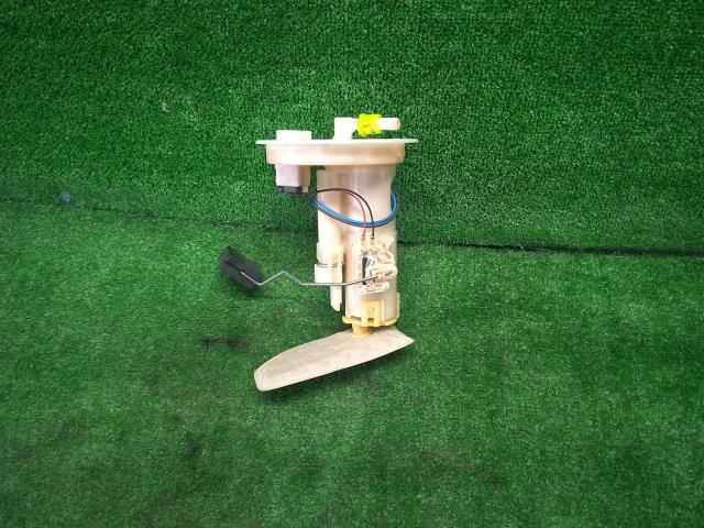 アルト DBA-HA36S フューエルポンプ L Z2S 15100-74P00拍卖