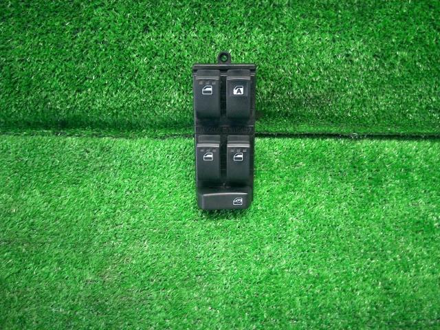 ミライース DBA-LA300S パワーウインドウスイッチ L B73 84820-B2280拍卖