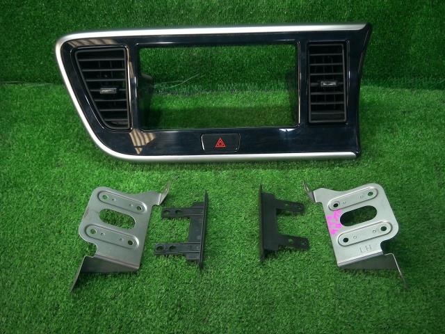 デイズルークス DBA-B21A その他 内装部品 X CWN オーディオパネル拍卖