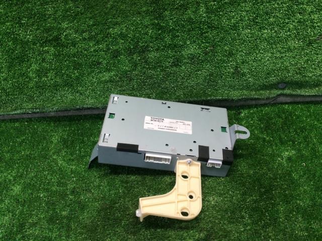 セルシオ DBA-UCF31 オーディオアンプ C インテリアセレクション 062拍卖