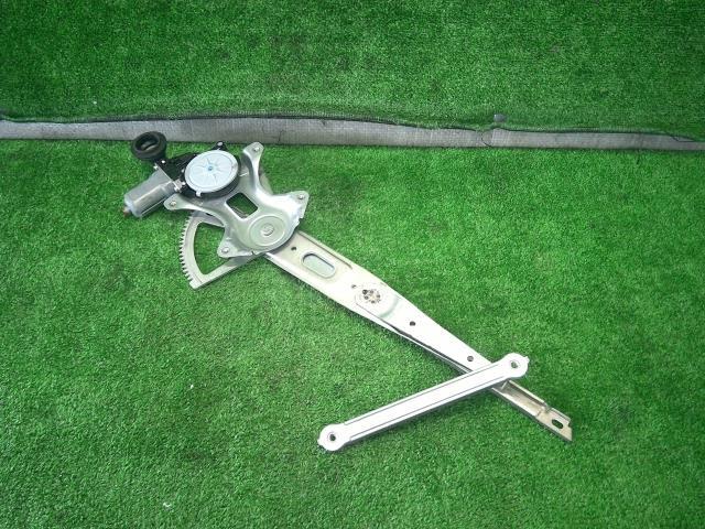 ヴィッツ DBA-KSP130 左Fドアレギュレータ・モーター F 1F7 85720-35140 600107拍卖