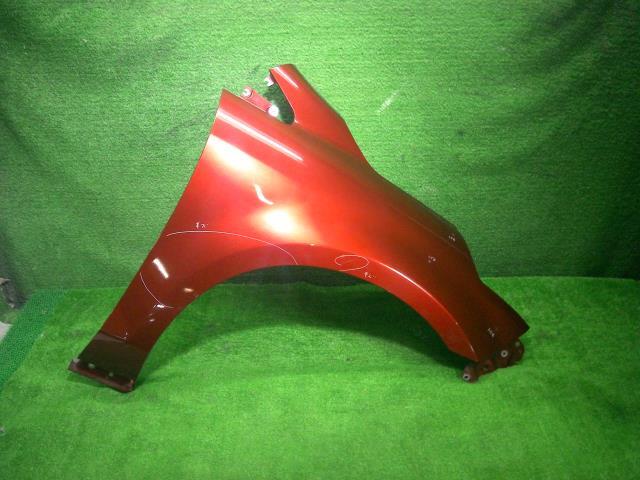 MPV DBA-LY3P 右Fフェンダー 23C スポーティパッケージ 4WD 32V L208-52-111E 600094拍卖