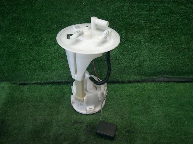 タント 5BA-LA650S フューエルポンプ カスタムRS R67拍卖