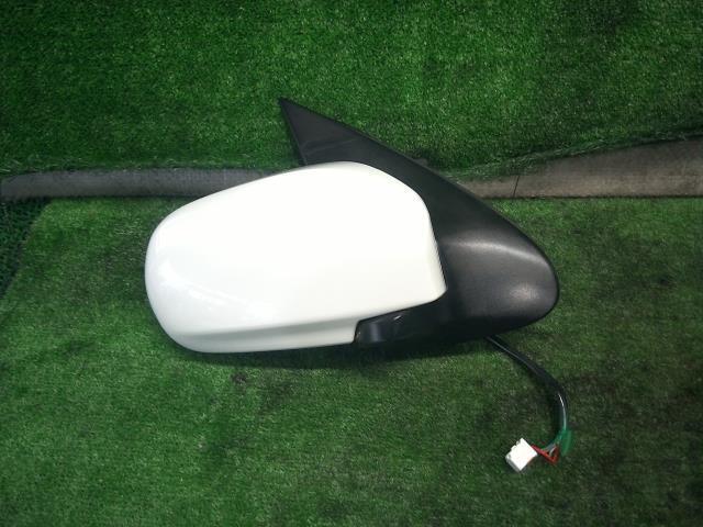 トリビュート TA-EP3W 右サイドミラー LX 25D E115-69-120H 64拍卖