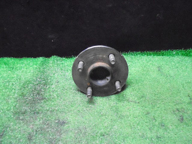 シエンタ DBA-NCP81G 右RナックルハブASSY ダイス 42450-12070 024590拍卖