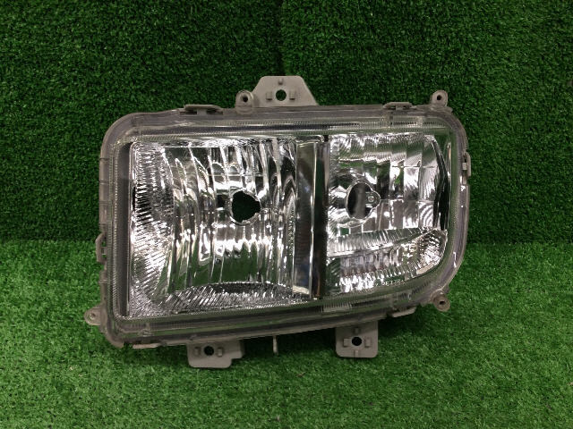 ムーヴ DBA-L175S 左フォグランプ カスタム 81520-B2030拍卖